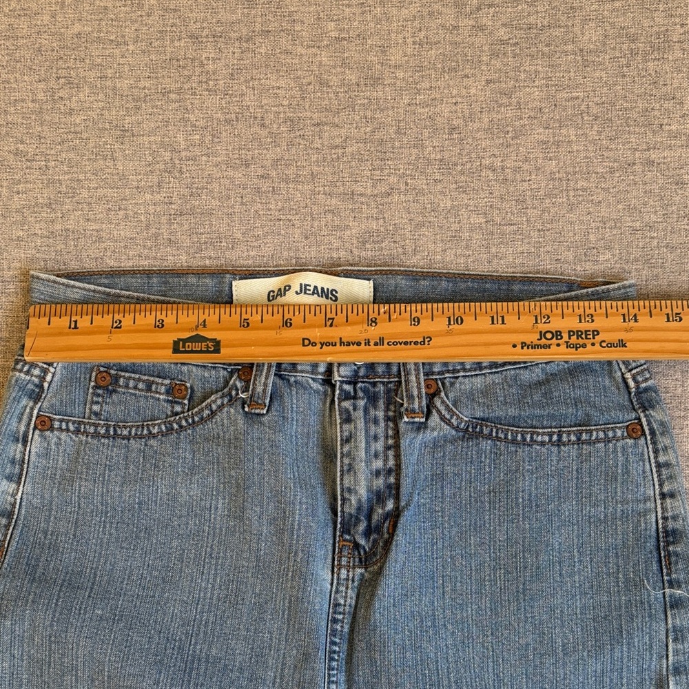 GAP Men's Relaxed Fit Light Blue Jeans
